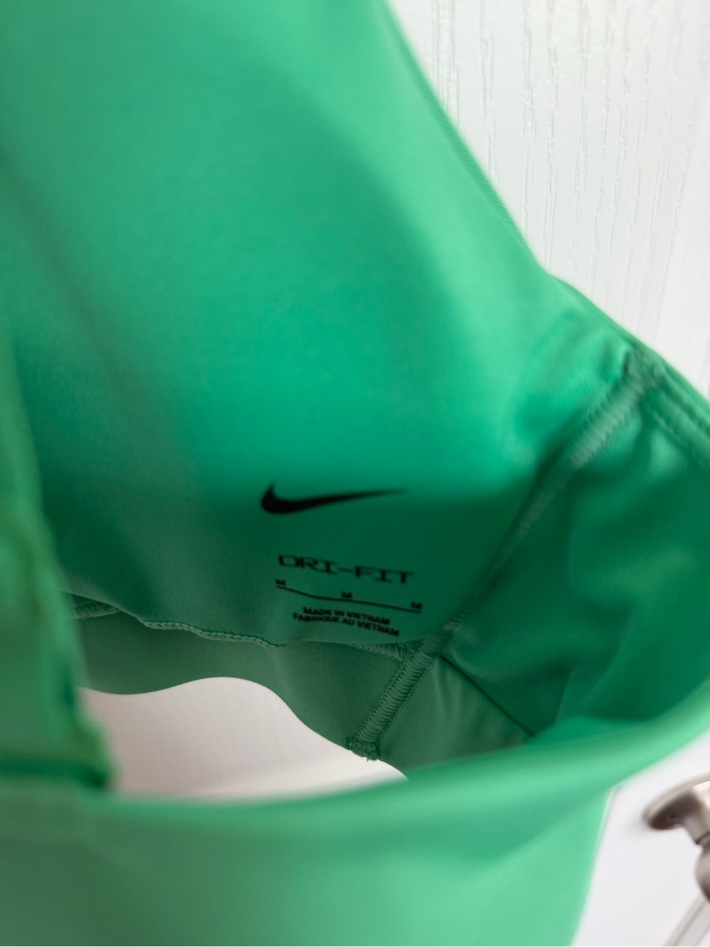 Nike Green Sports Bra - Picture 5 of 6